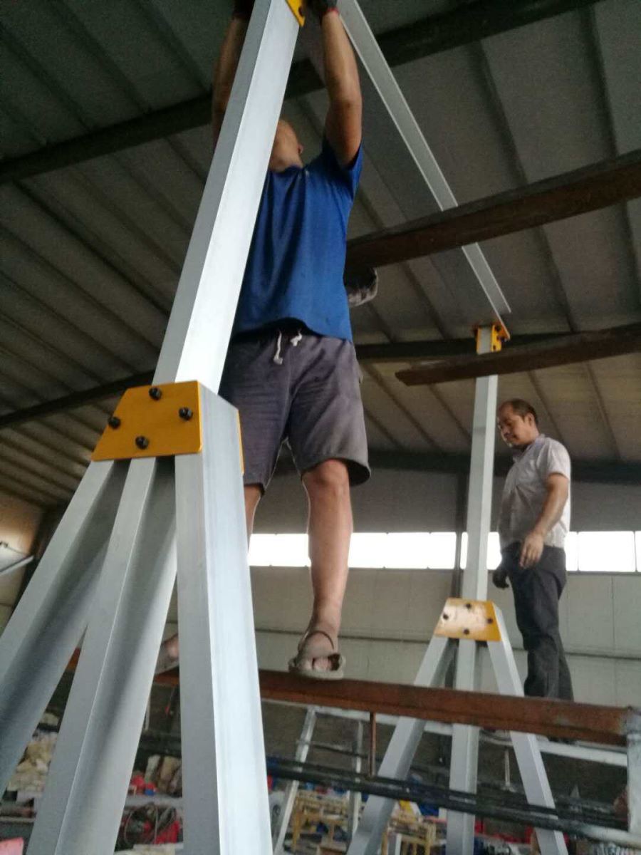 龍門吊廠家是如何進行小型龍門吊的加工制作的？